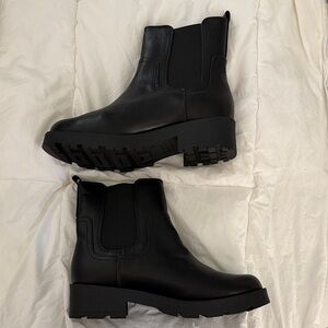 Old Navy Black Leather Chelsea Ankle Booties
